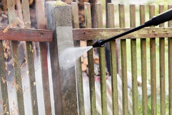 Deck & Fence Cleaning in Heathridge, Texas