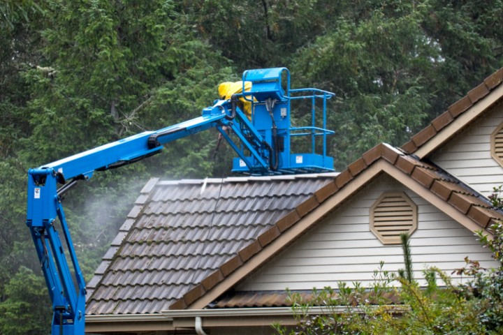 Reubo's Wash LLC Roof Washing