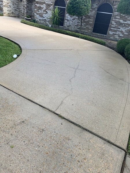 Residential Pressure Washing Services in Dallas, TX (1)